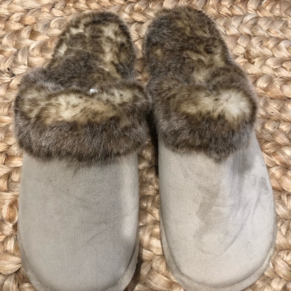 Restoration Hardware Slippers